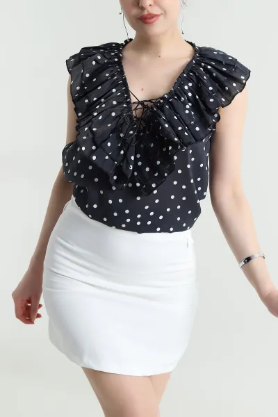 siyah-flos-detay-puantiyeli-kadin-sifon-bluz-455973