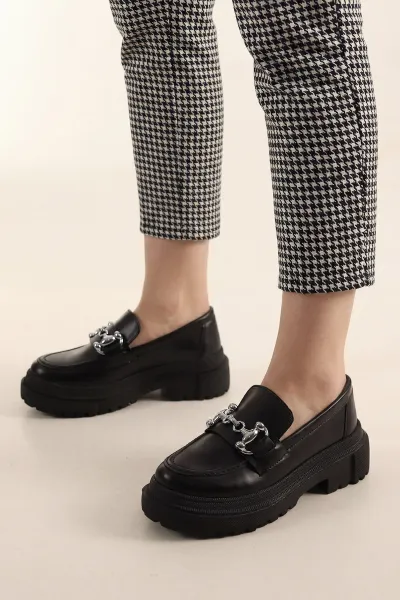 Siyah Gümüş Toka Detaylı Kadın Loafer Ayakkabı 435943