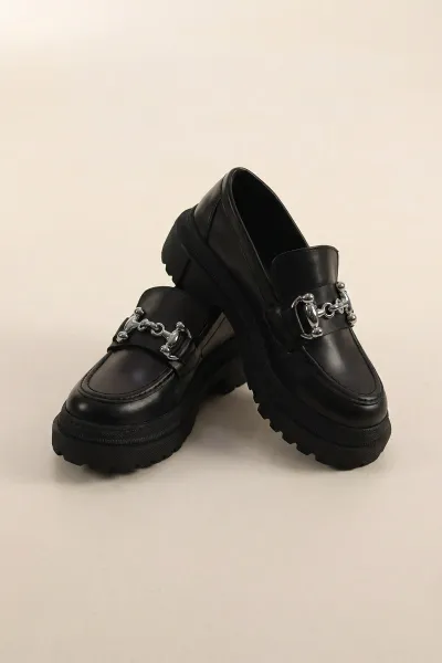 Siyah Gümüş Toka Detaylı Kadın Loafer Ayakkabı 435943