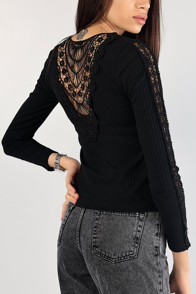 siyah-gupurlu-sirt-dekolteli-bluz-83657