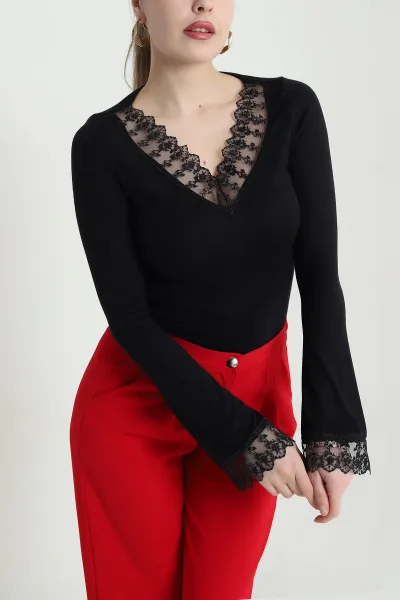 Siyah Güpürlü Tasarım Buzzy Kadın Bluz 440531