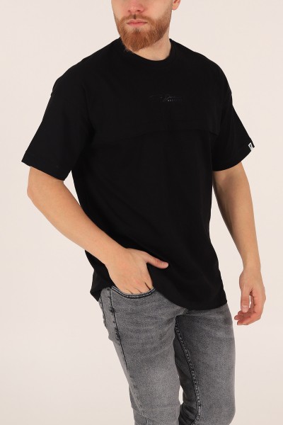 siyah-imza-detayli-parcali-oversize-tisort-165225