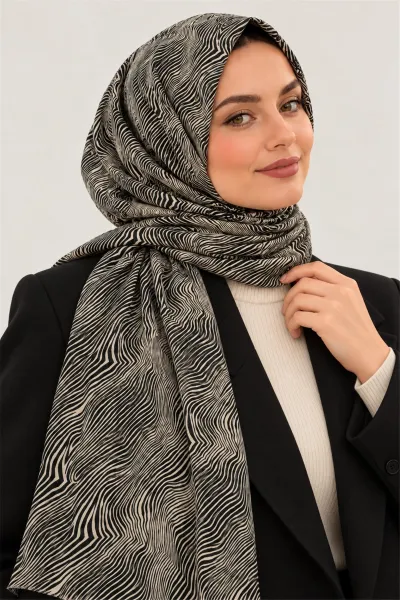 Siyah İthal Çift Tarafı Baskılı Yumuşak Dokulu Çizgi Desenli Püsküllü Kadın Şal 90x180 cm 498742