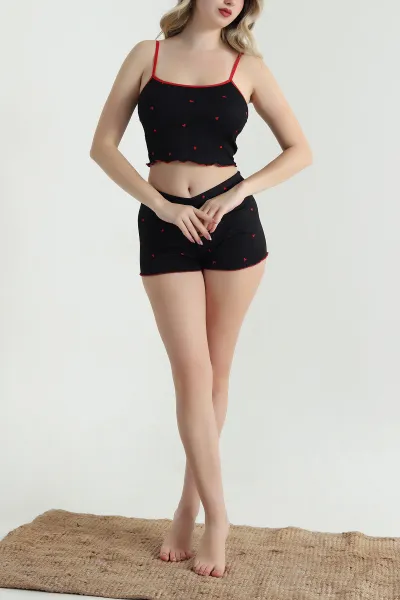 Siyah Kalp Desenli Askılı Kadın Şortlu Pijama Takımı 466385