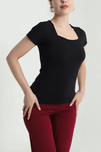 siyah-kare-yaka-kadin-body-478365