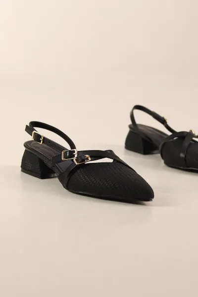 Siyah Kemer Bantlı Kadın Topuklu Ayakkabı 438459