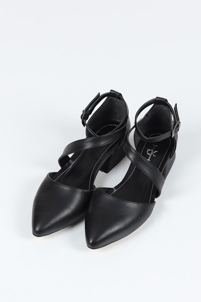 Siyah Kemerli Kare Topuklu Ayakkabı 96101