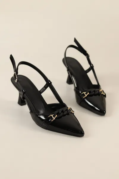 Siyah Kırışık Rugan Zincir Tokalı Topuklu Ayakkabı 258400