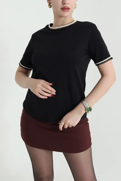 Siyah Kol ve Yaka İşlemeli Kadın Bluz 440948