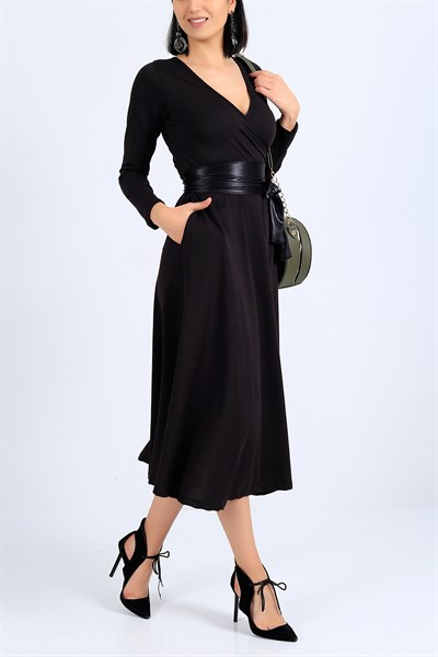 Siyah Kruvaze Yaka Likralı Elbise 27091B