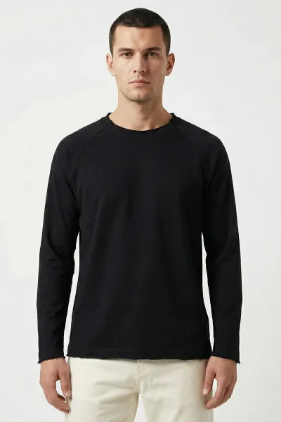 Siyah Lazer Kesim Nakışlı Erkek Sweatshirt 422032