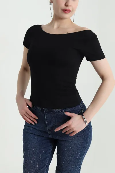 Siyah Likralı Kayık Yaka Oysho Kadın Bluz 454064