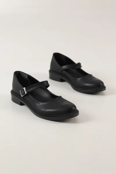 Siyah Mary Jane Kemer Detaylı Kadın Loafer Ayakkabı 445386