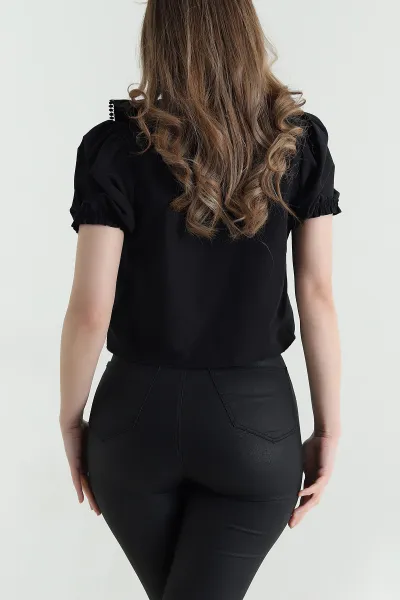Siyah Nakışlı Bebe Yaka Poplin Kadın Bluz 441245