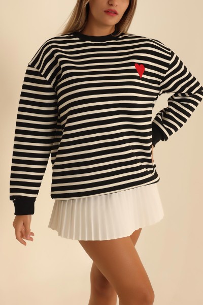 Siyah Nakışlı İçi Şardonlu Sweat 204860