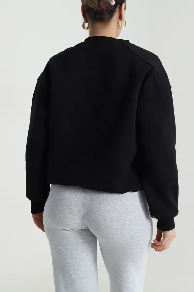 Siyah Nakışlı Şardonlu Üç İp Kadın Sweat 493600