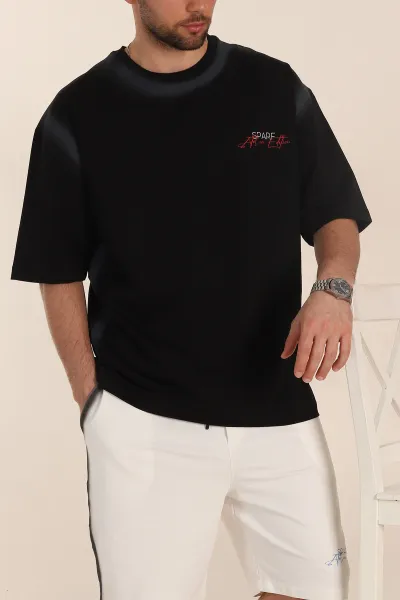 siyah-oversize-yazi-detayli-yikamali-erkek-tisort-354073