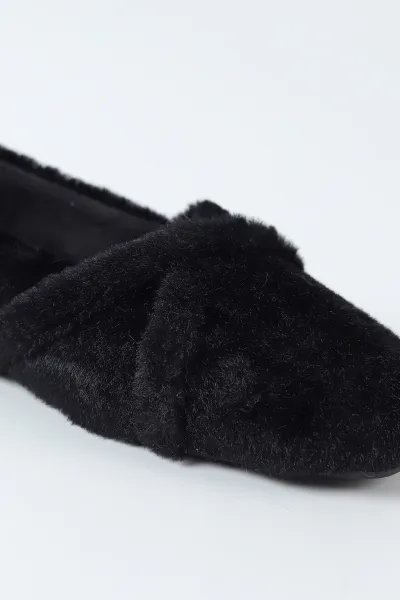 Siyah Peluş Çapraz Bant Detaylı Kadın Ev Babeti 491440
