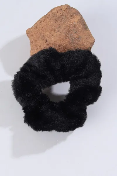 siyah-pelus-lastik-toka-305186