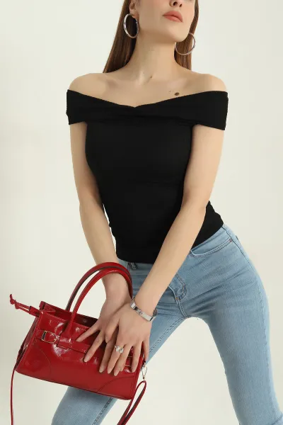 Siyah Petek Madonna Yaka Likralı Kadın Bluz 358289