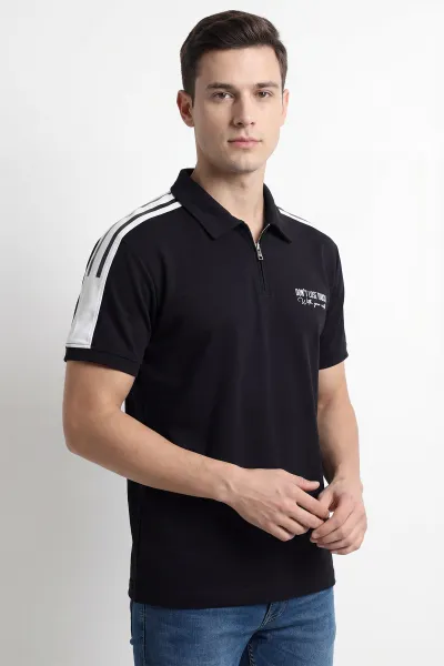 siyah-polo-yaka-yarim-fermuarli-erkek-tisort-452015
