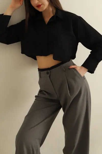 Siyah Poplin Kumaş Cepli Crop Gömlek 255666