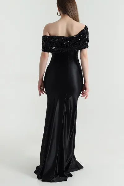 Siyah Pullu Saten Kayık Yaka Balık Model Kadın Abiye 471464