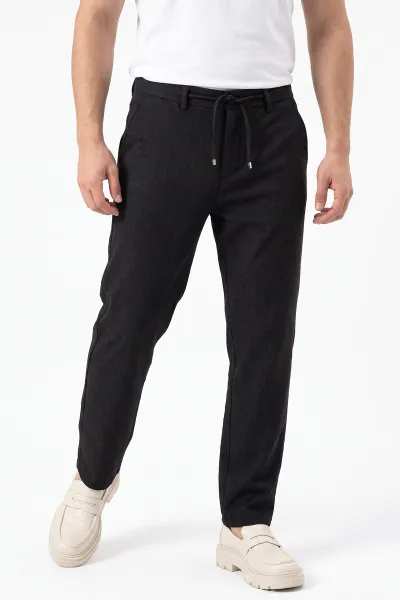 Siyah Regular Fit Belden Bağlamalı Erkek Pantolon 493175