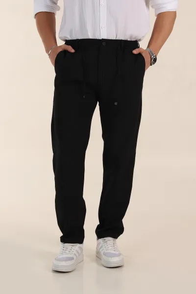 siyah-relaxed-fit-cizgili-bel-arkasi-lastikli-erkek-pantolon-362592