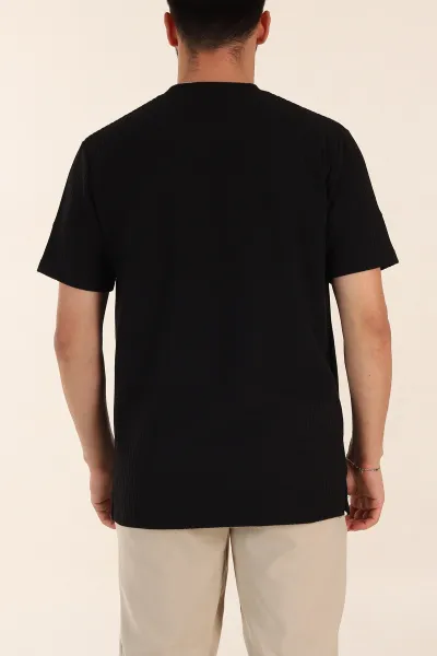 Siyah Relaxed Fit Dokulu Yazı Detaylı Erkek Tişört 370308
