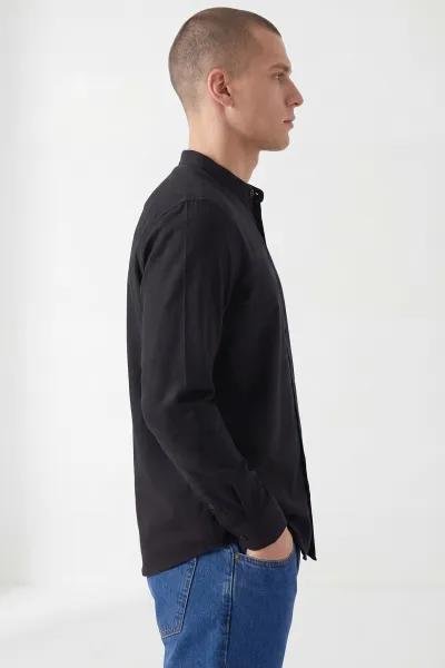 Siyah Relaxed Fit Hakim Yaka Uzun Kollu Erkek Gömlek 445642