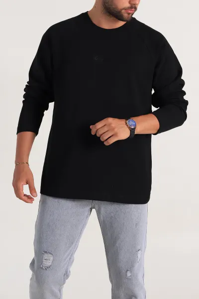 siyah-relaxed-fit-iki-ip-yazi-detayli-basic-erkek-sweatshirt-299891