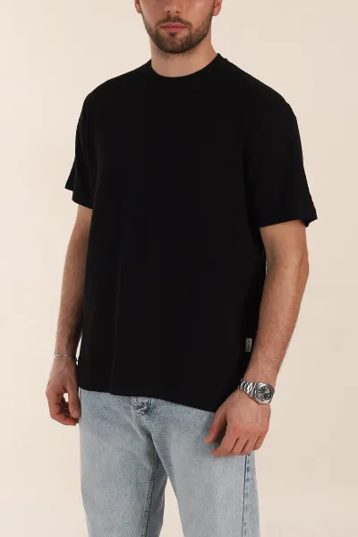 Siyah Relaxed Fit Kabartma Desenli Basic Erkek Tişört 358106