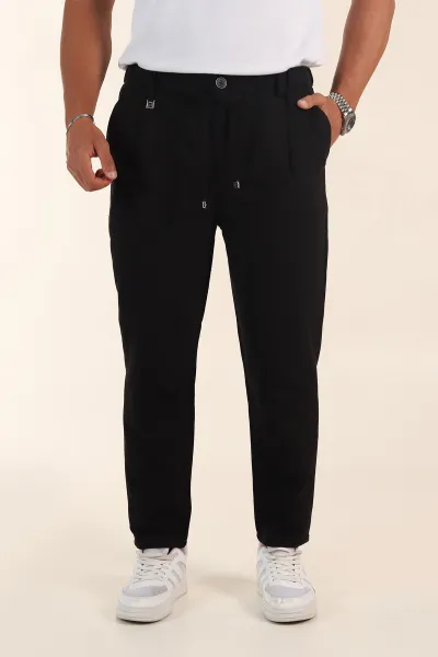 siyah-relaxed-fit-pile-detayli-bel-arkasi-lastikli-erkek-pantolon-380901