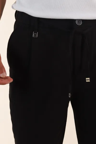 Siyah Relaxed Fit Pile Detaylı Bel Arkası Lastikli Erkek Pantolon 380901