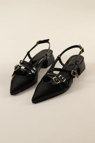 Siyah Rugan Gold Tokalı Kemer Detaylı Kalın Topuklu Ayakkabı 264527