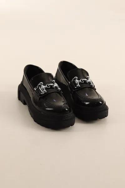 Siyah Rugan Gümüş Toka Detaylı Kadın Loafer Ayakkabı 435944