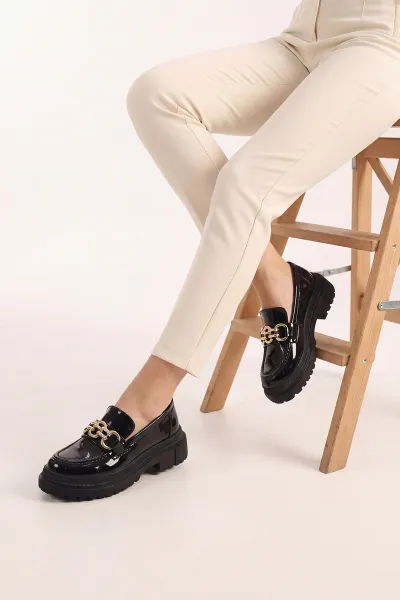 Siyah Rugan Toka Detaylı Kadın Loafer Ayakkabı 431125