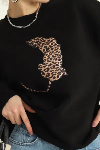 Siyah Şardonlu Leopar Desenli Üç İp Bayan Sweat 331739