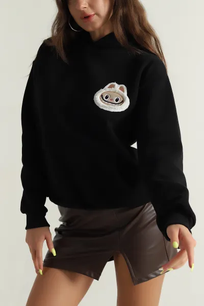 siyah-sardonlu-nakisli-uc-ip-kadin-sweat-394808