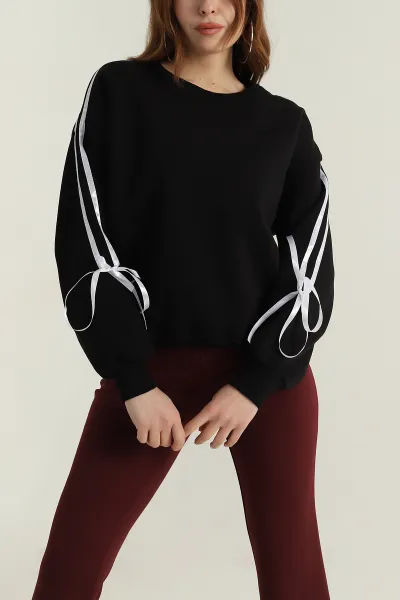 siyah-serit-detay-sardonlu-uc-ip-kadin-sweat-413798