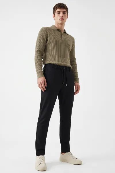 Siyah  Slim Fit Belden Bağlamalı Erkek Pantolon 493201