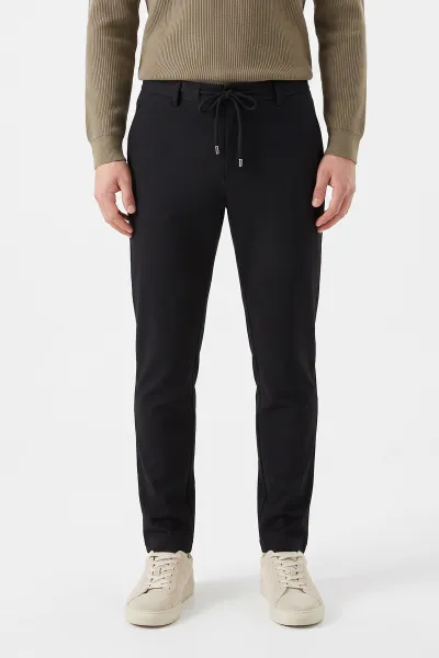 Siyah  Slim Fit Belden Bağlamalı Erkek Pantolon 493201