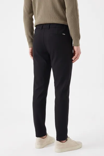 Siyah  Slim Fit Belden Bağlamalı Erkek Pantolon 493201