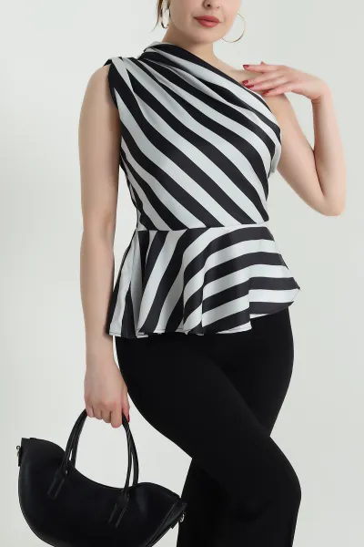 Siyah Taş Fermuarlı Saten Asimetrik Bluz 468293