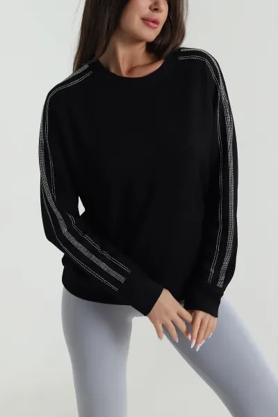 siyah-tasli-tasarim-modal-kadin-bluz-487986