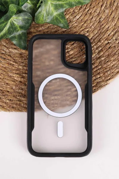 Siyah TeknoCase İphone 11 Uyumlu Matte Guard Serisi Lens Korumalı Silikon Telefon Kılıfı 472432