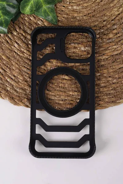 Siyah TeknoCase İPhone 13 Uyumlu Creative Fiber Case Serisi Lens Hediyeli Vakumlu Sert Silikon Telefon Kılıfı 430897