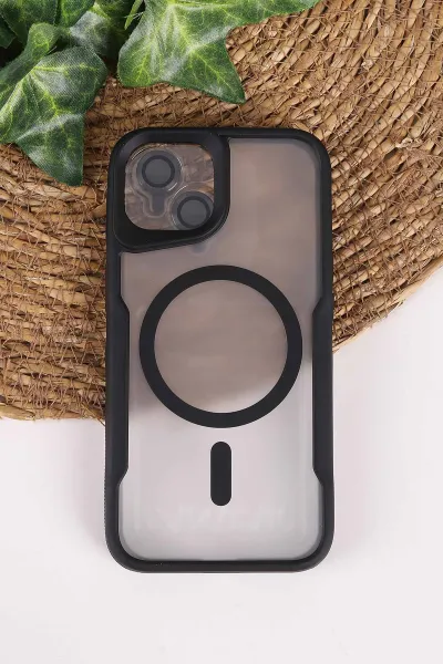 Siyah TeknoCase İphone 13 Uyumlu Matte Guard Serisi Lens Korumalı Silikon Telefon Kılıfı 472446