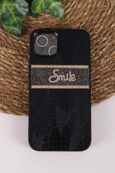 Siyah TeknoCase İPhone 13 Uyumlu Smile Case Serisi Yazı Detaylı Lens Hediyeli Sert Silikon Telefon Kılıfı 450133